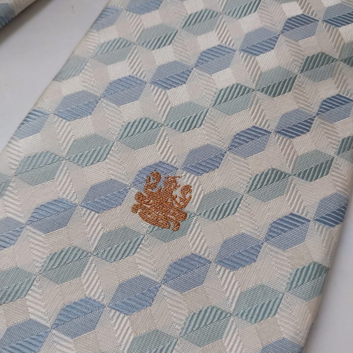 아쿠아스큐텀 아이보리&블루 기하학 넥타이 9.4cm A+등급 K1072
 상품이미지3