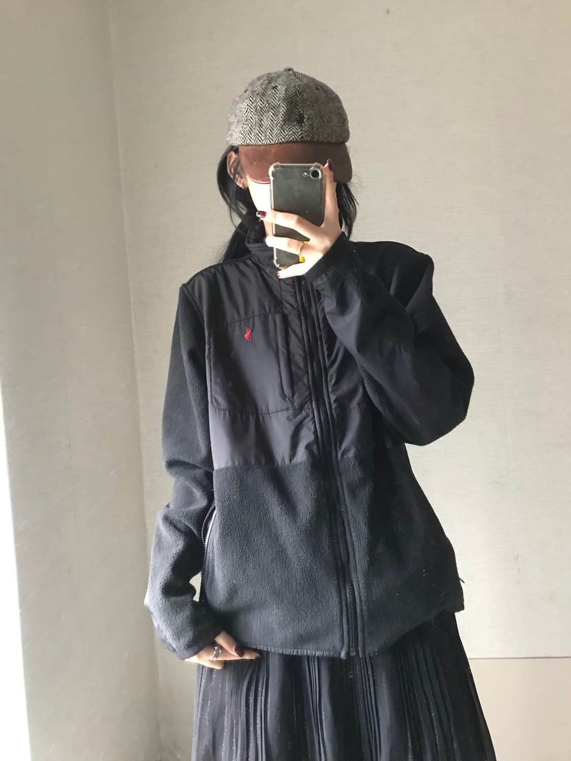 폴로 블랙 검빨 후리스 상품이미지1