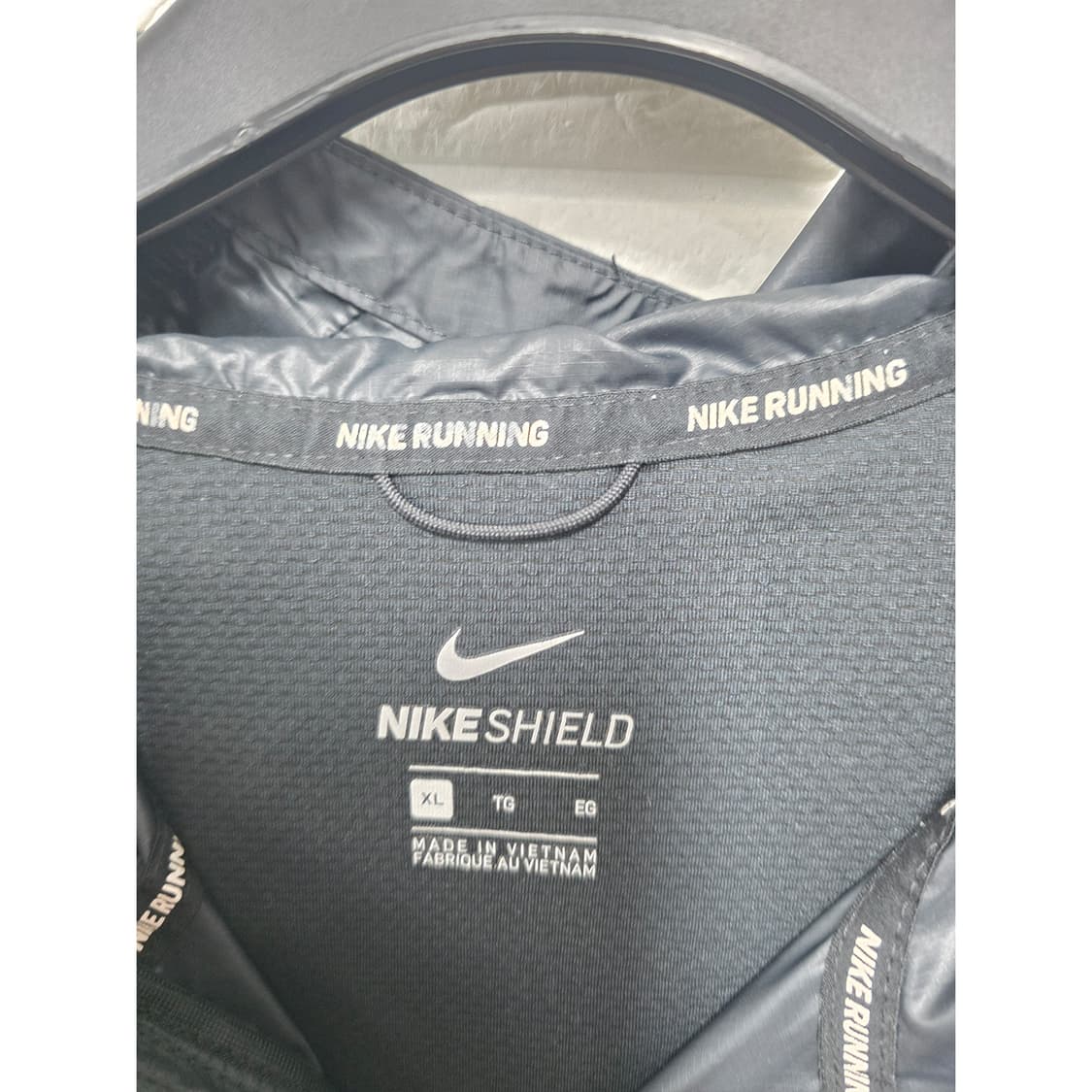택포) 나이키 쉴드 러닝 바람막이 블랙 XL 상품이미지2