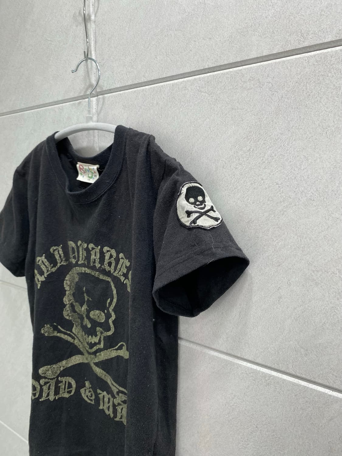 Skull Print&Patch Detail Slim Fit Tee 상품이미지2