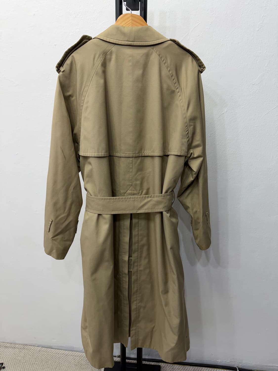 정품) 버버리 여성 루즈핏 내피안감 트렌치코트 42 상품이미지3