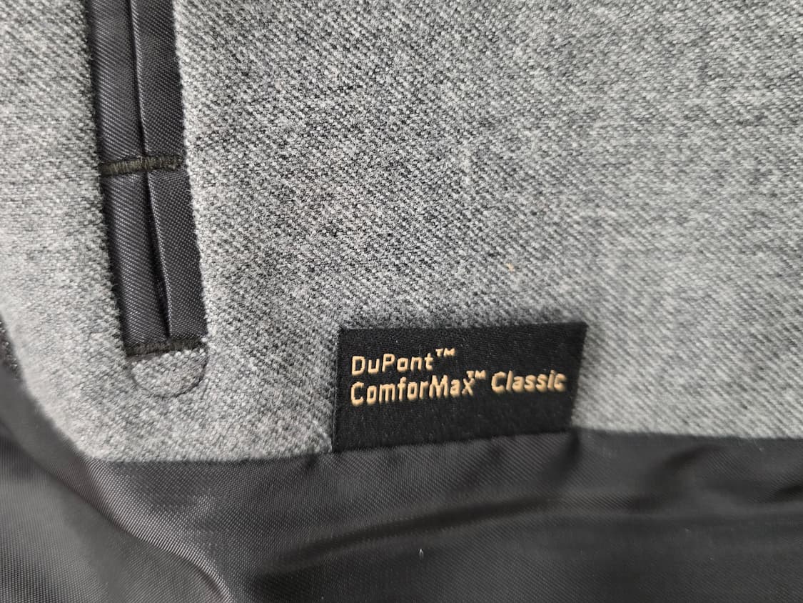 반하트디알바자 남성 모직패딩자켓.
싸이즈90~95 .   48싸이즈 상품이미지5