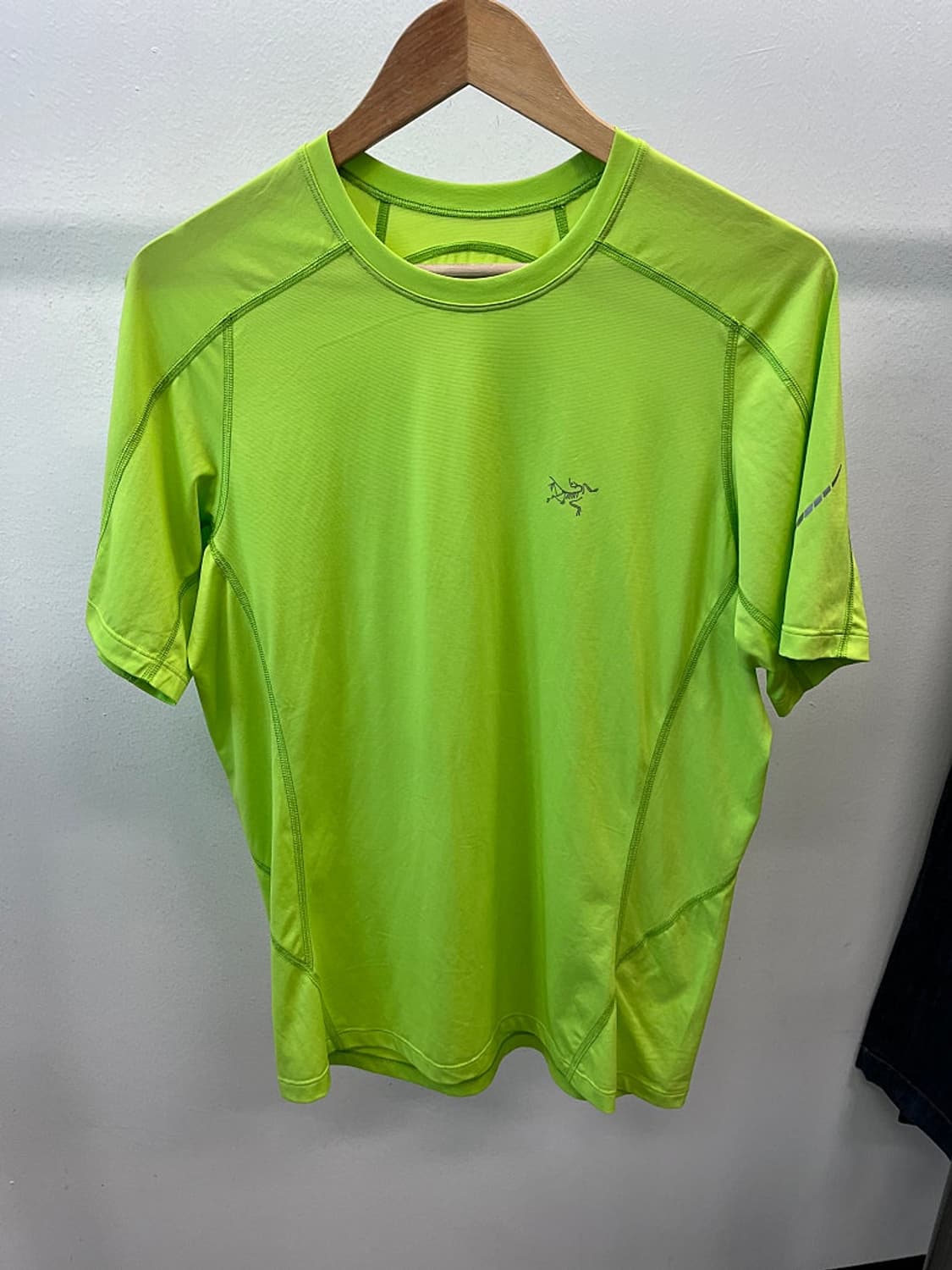 95) 아크테릭스 형광 기능성티  상품이미지2