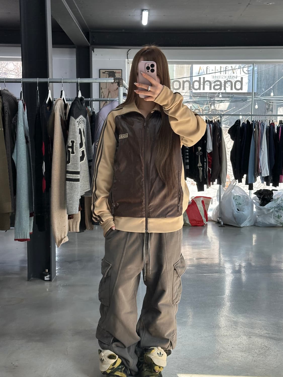 아디다스 90s 베켄바우어 초코바나나 트랙져지 상품이미지3