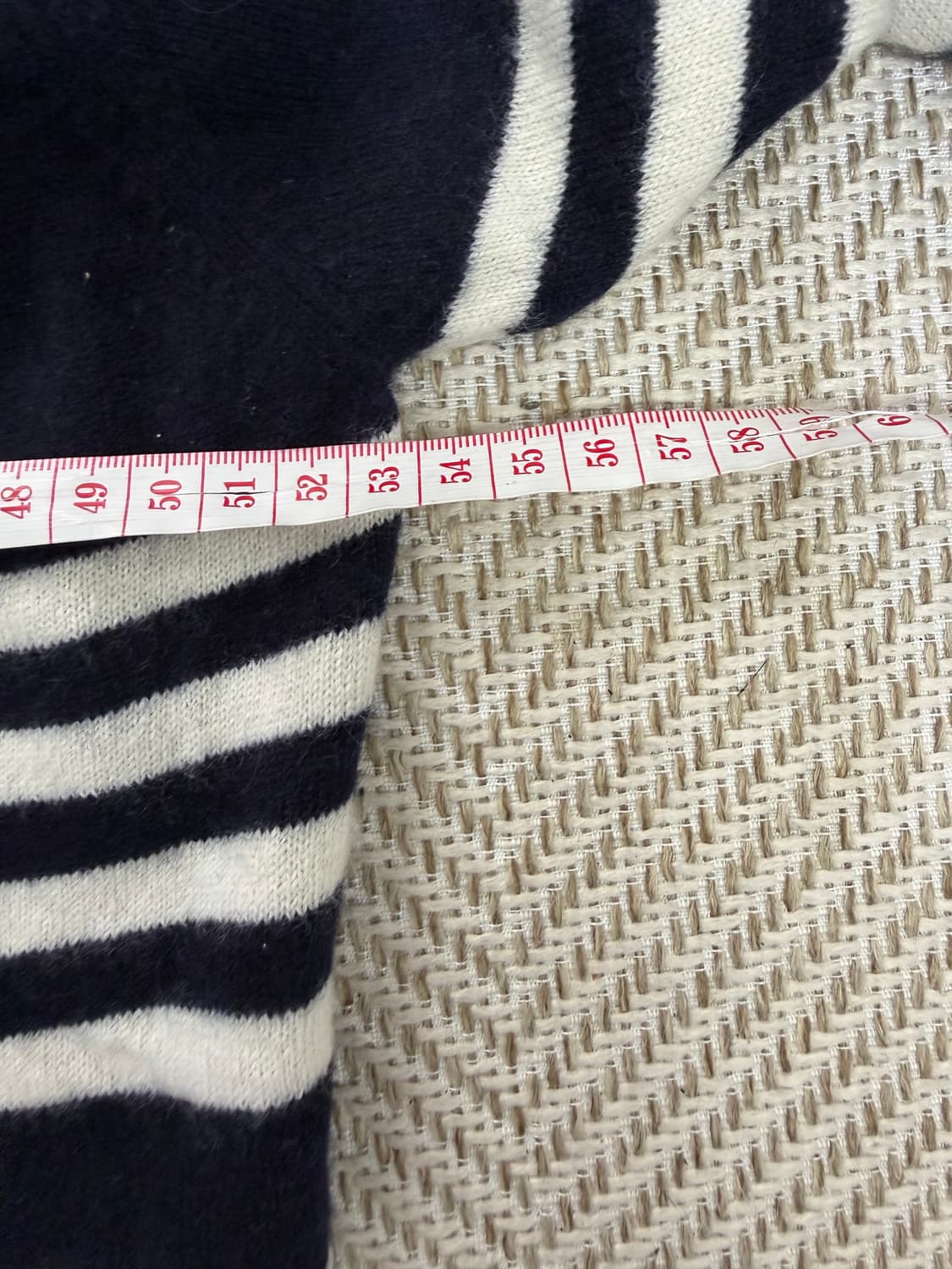 정품) 톰브라운 백로고 캐시미어100 남성니트 4 상품이미지9