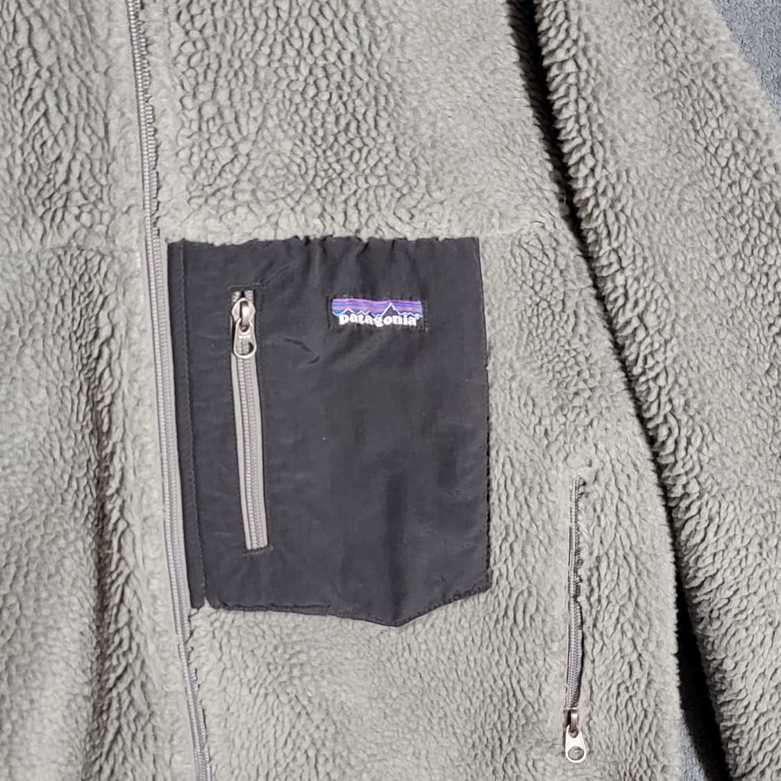 파타고니아 클래식 레트로-X 플리스 자켓 니켈/블랙 상품이미지3