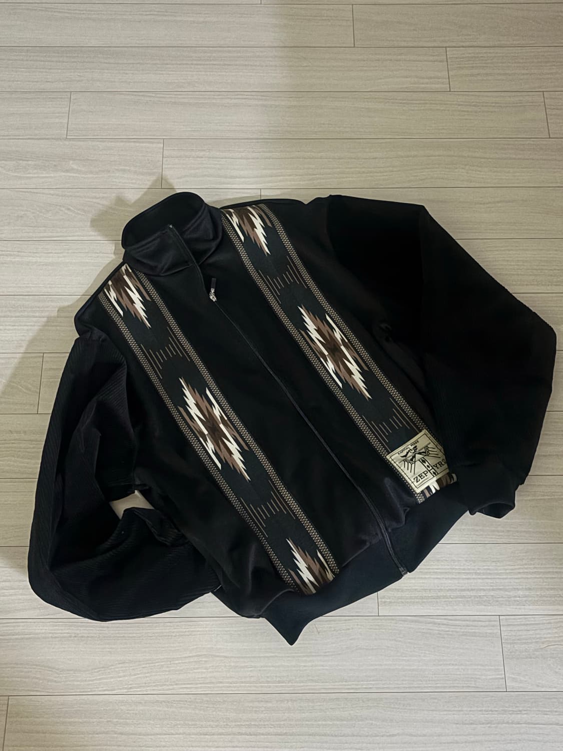 캐피탈(kapital) 카리나 저지 판매합니다 상품이미지3