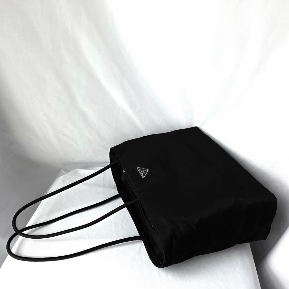 [정품 PRADA] 프라다 포코노 나일론 긴줄 숄더백 쇼퍼백 라지 상품이미지2