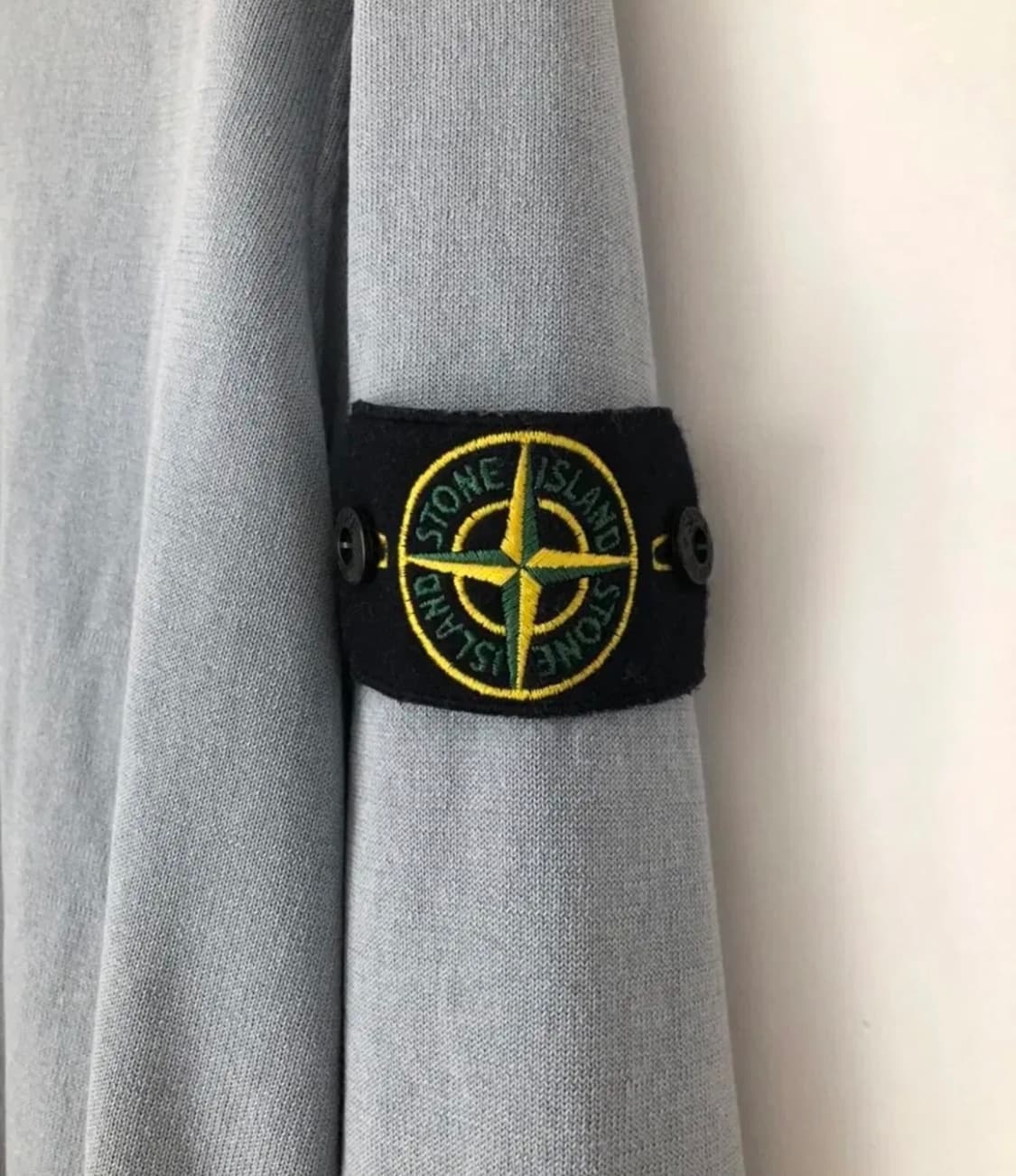 스톤아일랜드 얇은 니트 맨투맨 상품이미지2