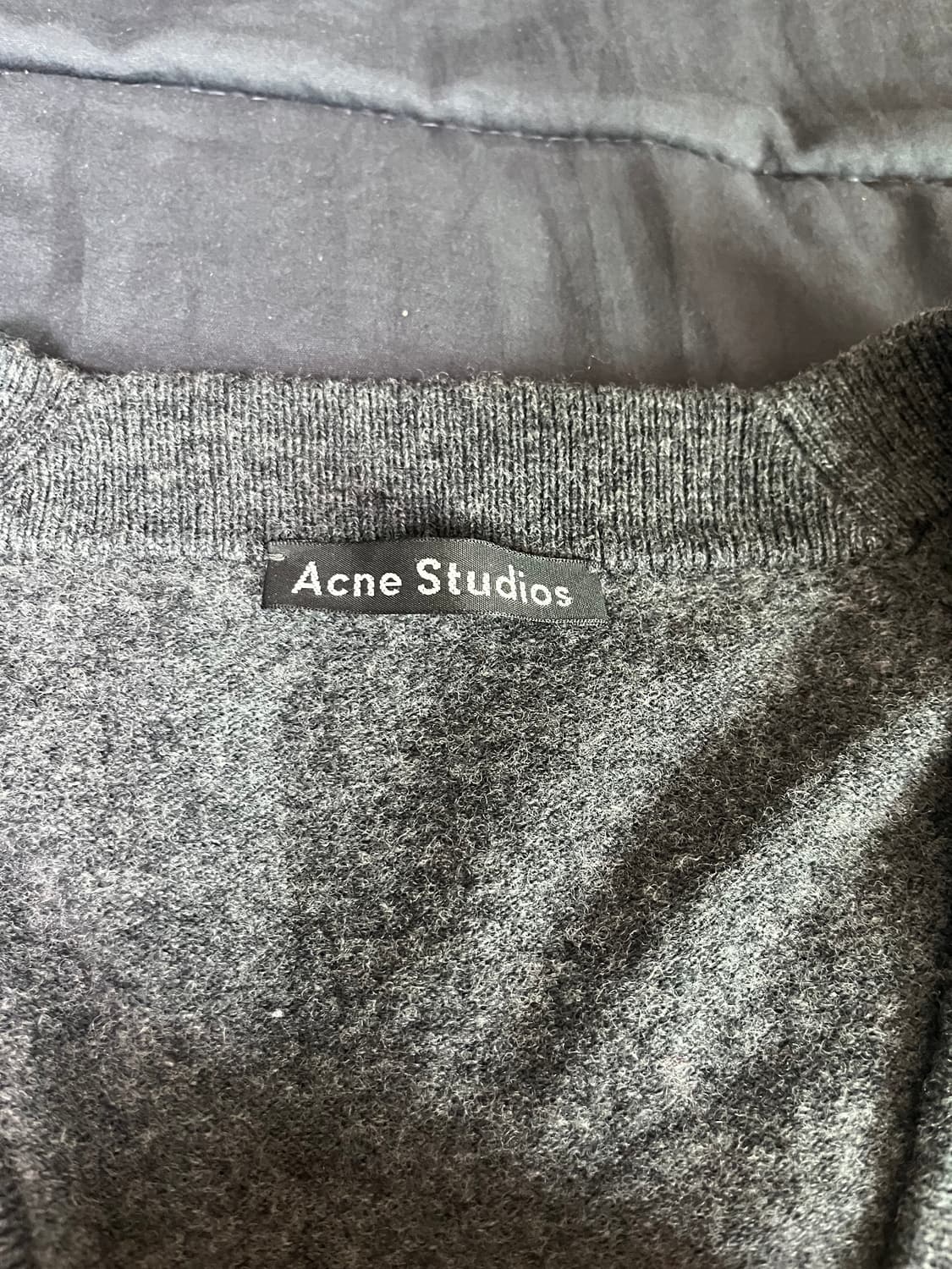 아크네 가디건 상품이미지2