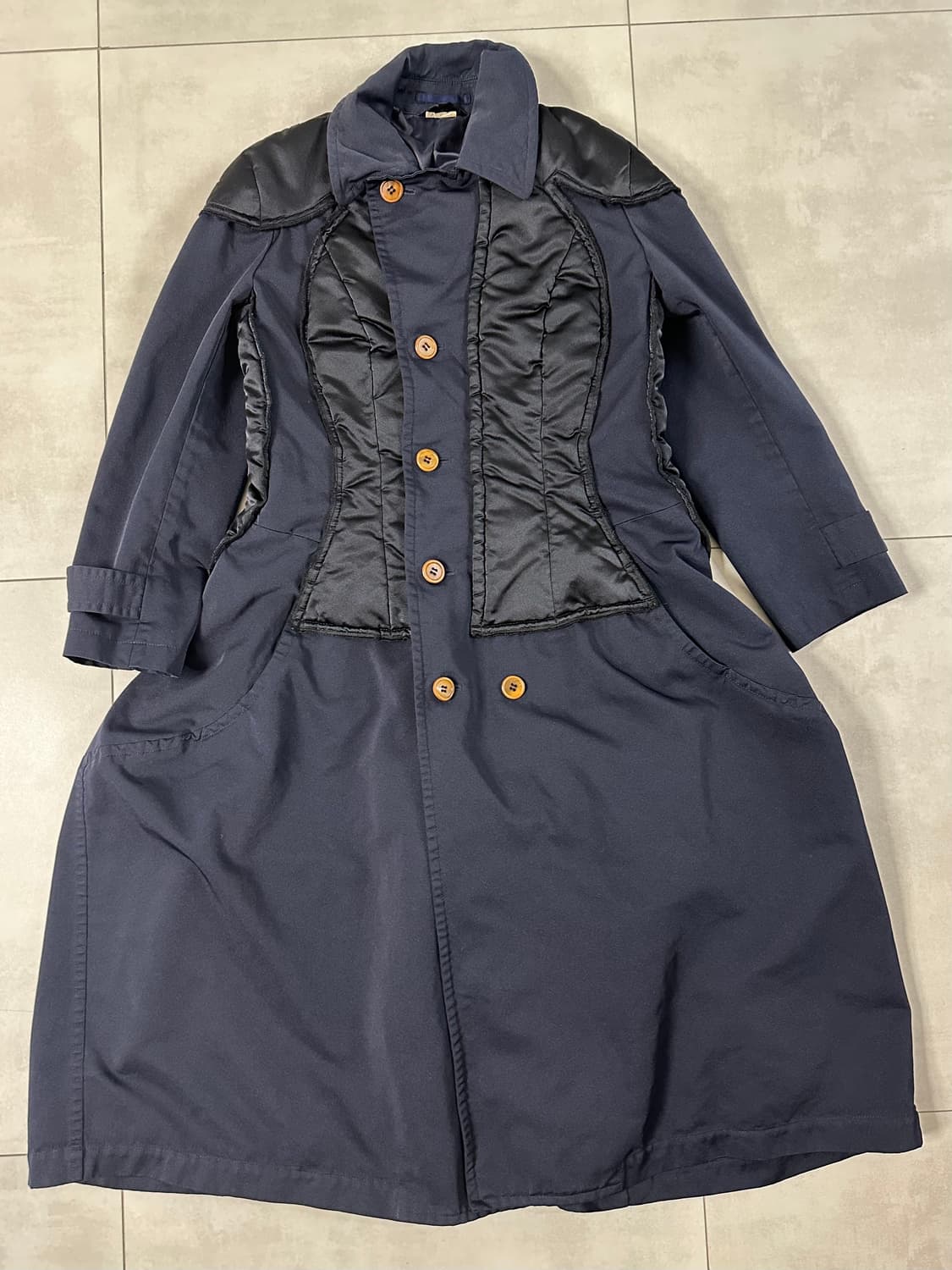 꼼데가르송 코트 상품이미지1