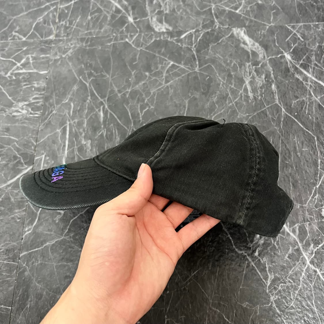 발렌시아가 레인보우 로고 볼캡 블랙 상품이미지3
