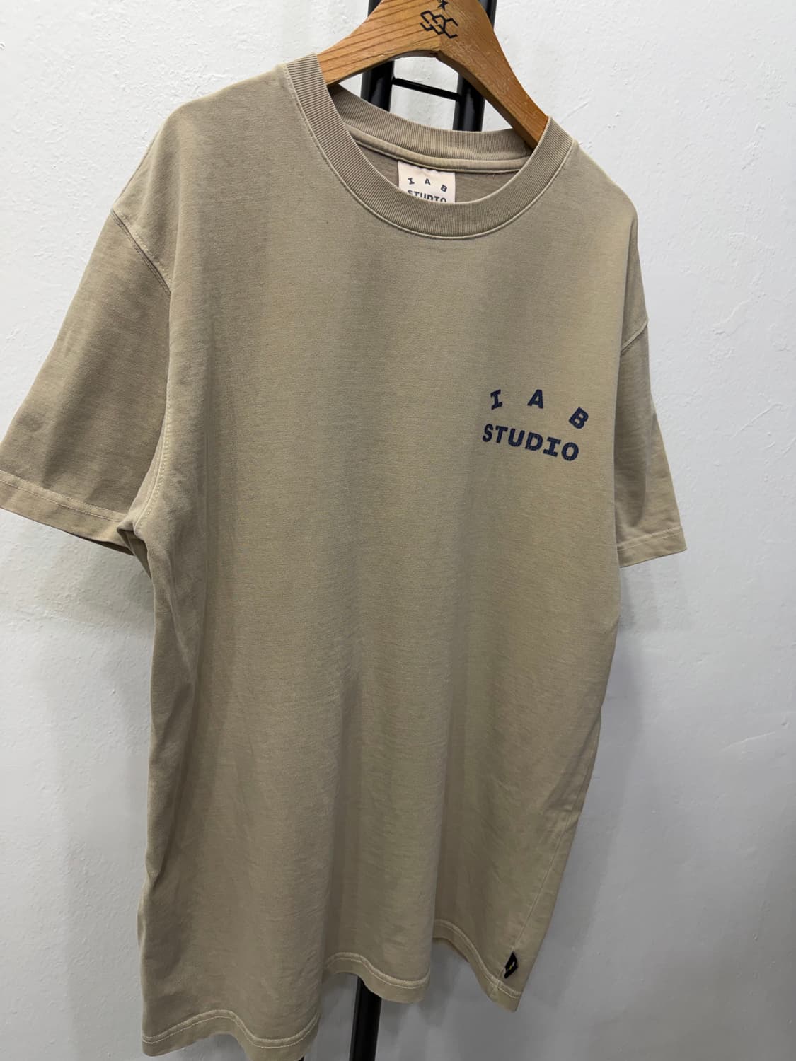 정품) 아이앱스튜디오 반팔티 M 상품이미지2