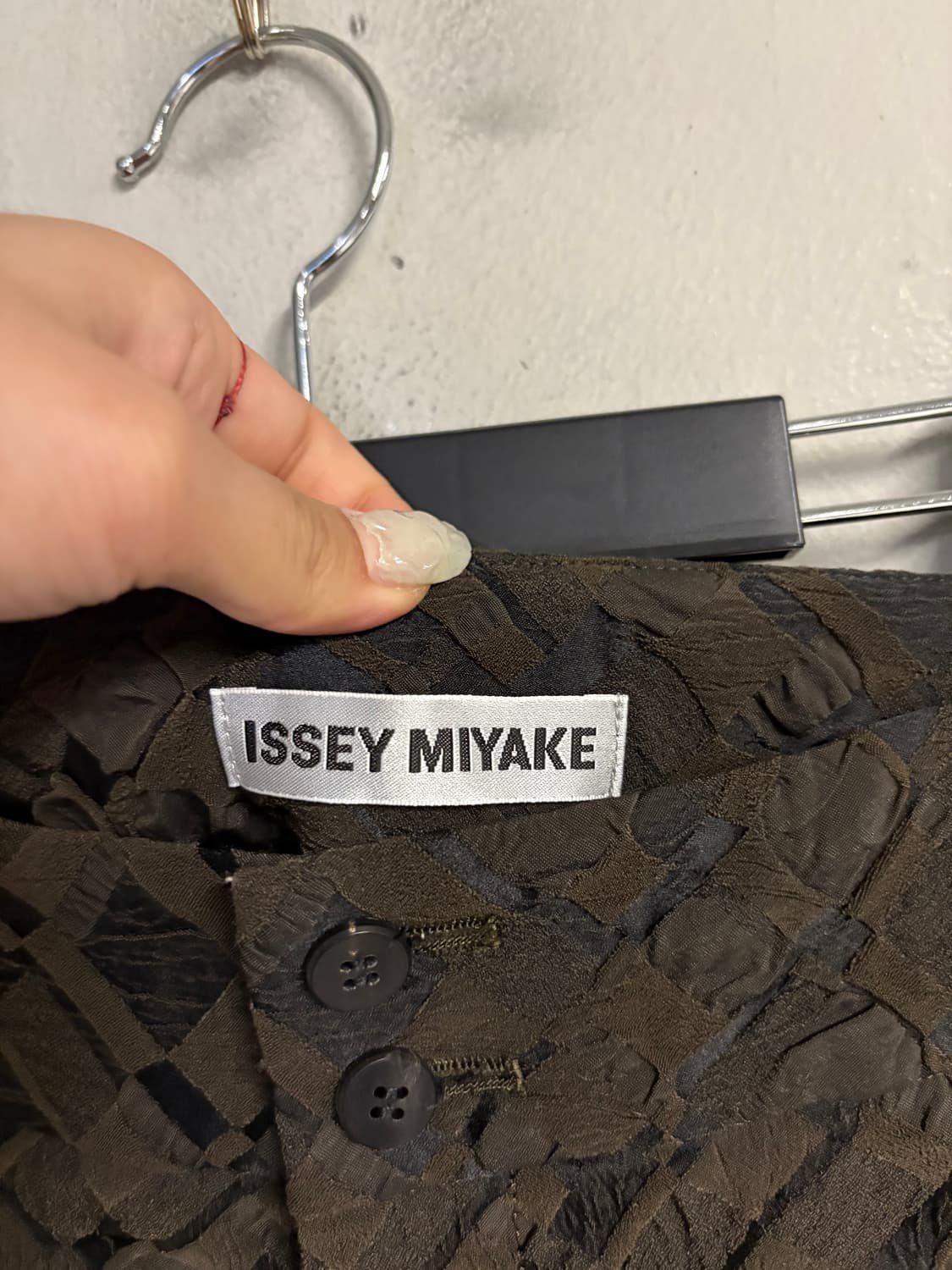 ISSEY MIYAKE textured pants  상품이미지7