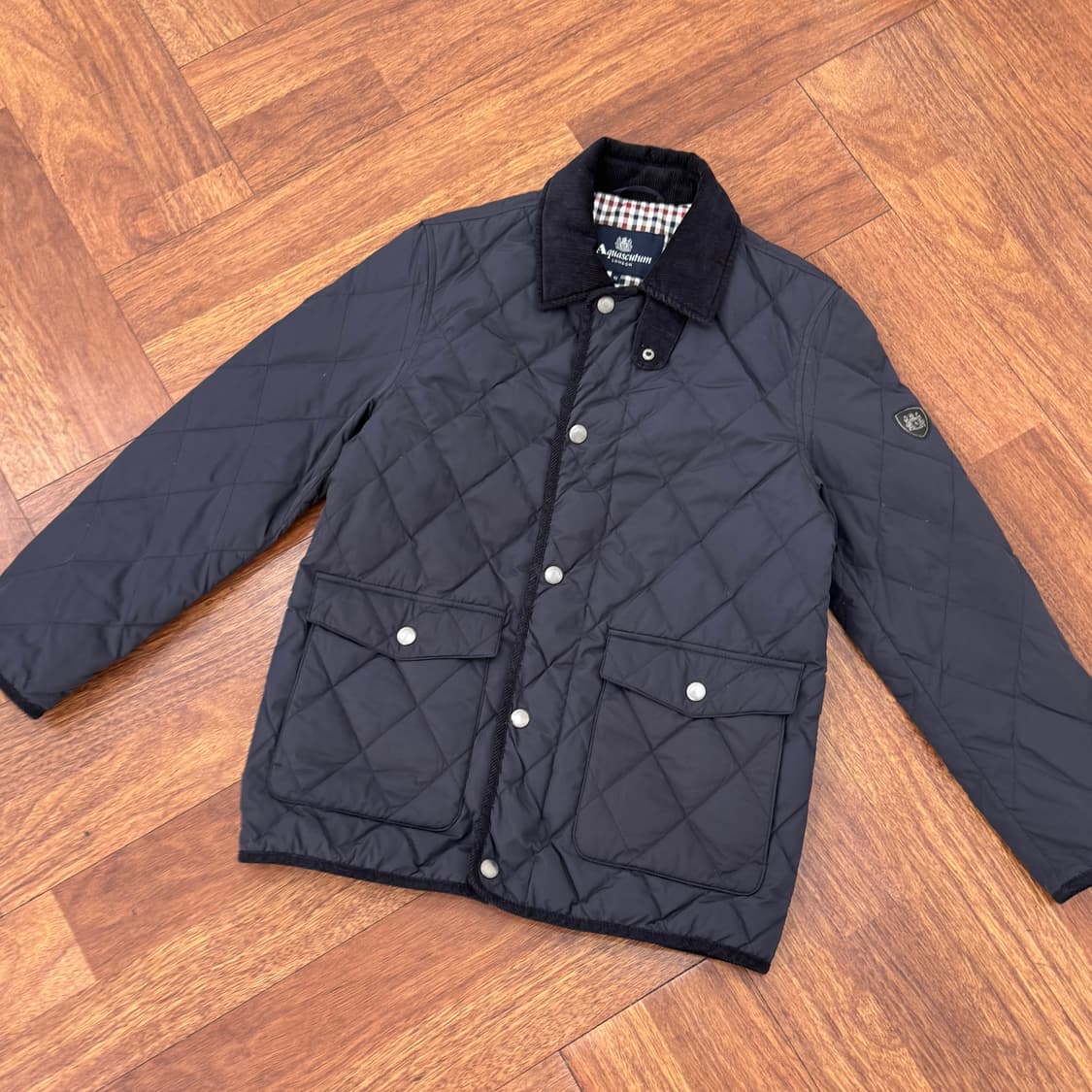 95 아쿠아스큐텀 네이비 경량 구스 퀼팅 자켓  상품이미지2