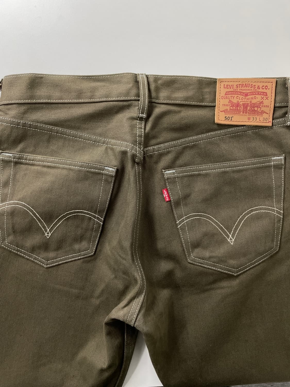 리바이스 501 올리브 데님 팬츠  상품이미지1