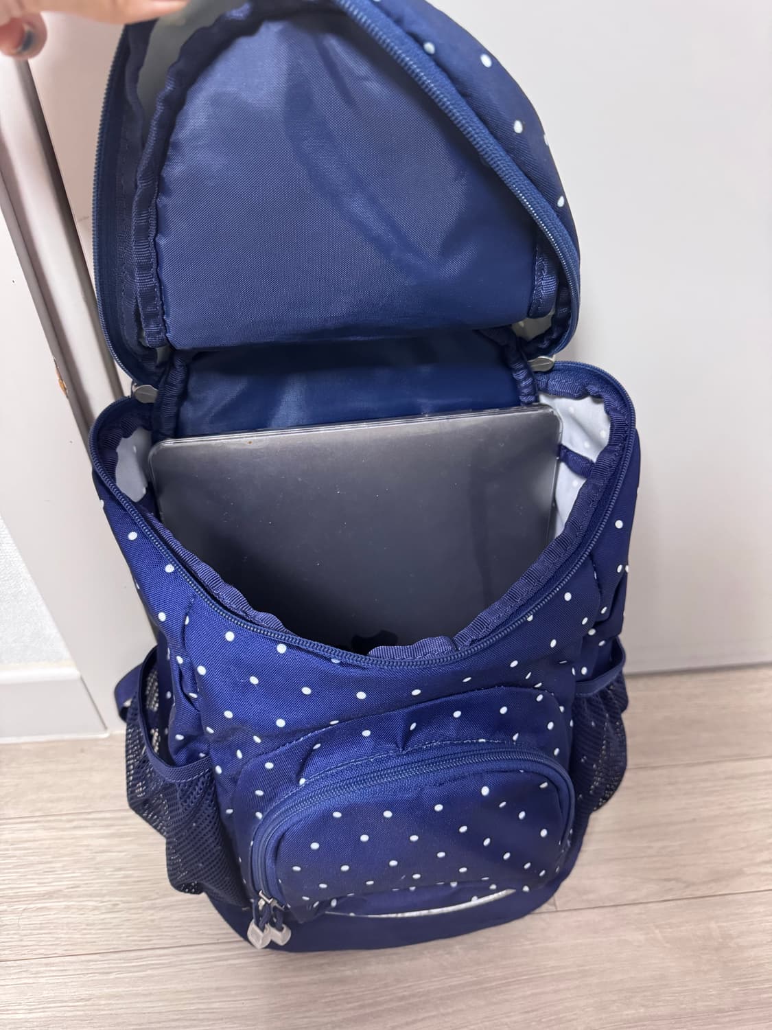 콜맨 네이비 도트 미니 백팩 상품이미지6