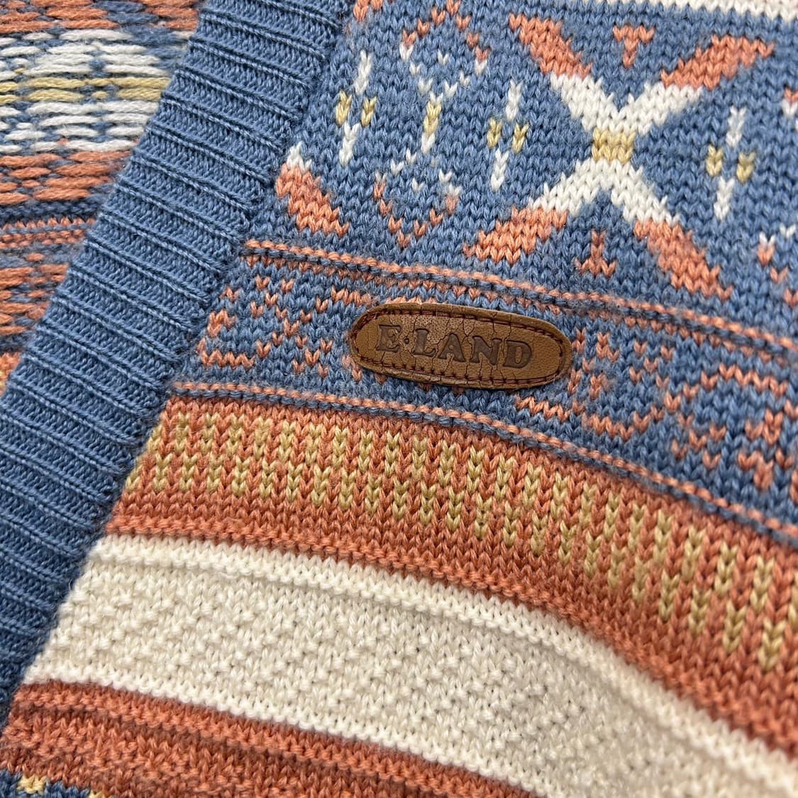 이랜드 컬랙션웨어 빈티지 패턴 케이블 니트 가디건 상품이미지4