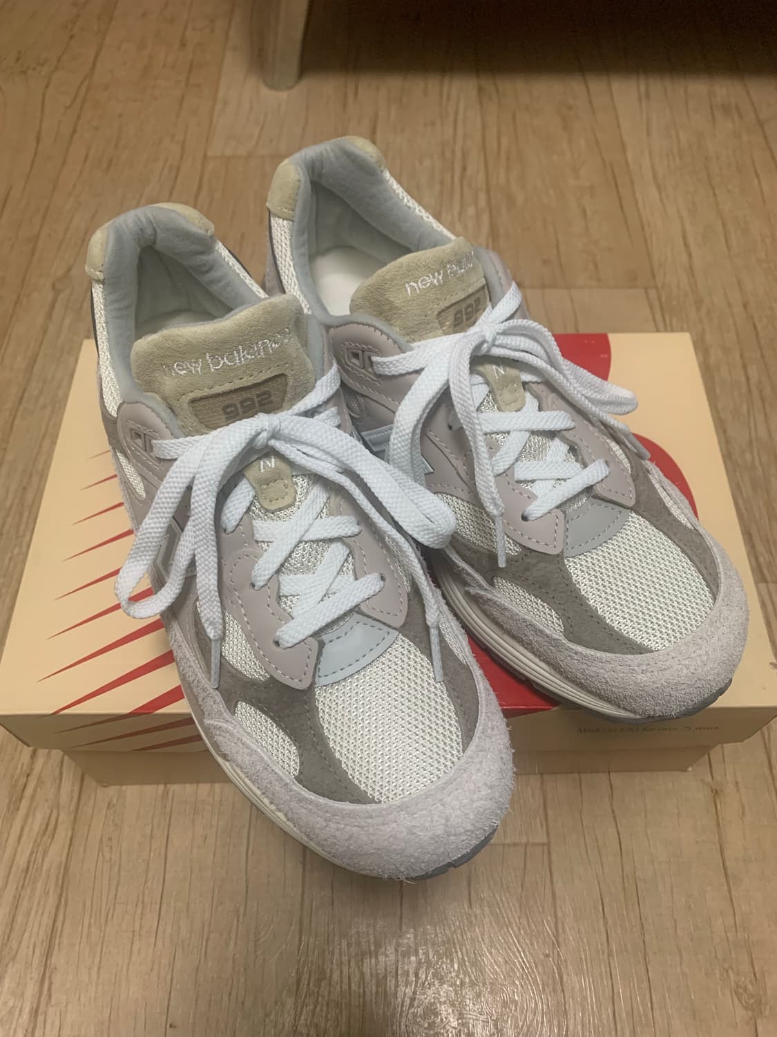 [265] 뉴발란스 992 메이드 인 USA 문락 머쉬룸 상품이미지5