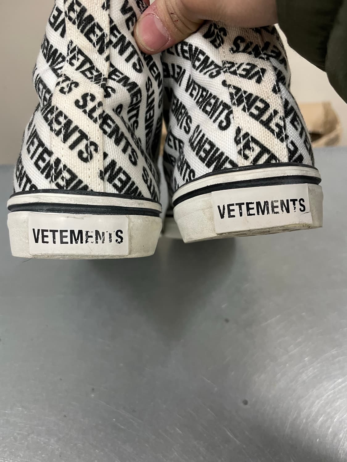 베트멍 우먼스 로고 컨버스 하이 36 상품이미지10