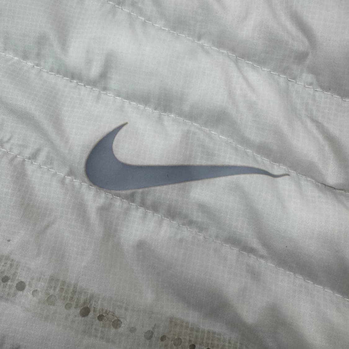 L 나이키 에어로로프트 경량 패딩 자켓  상품이미지5