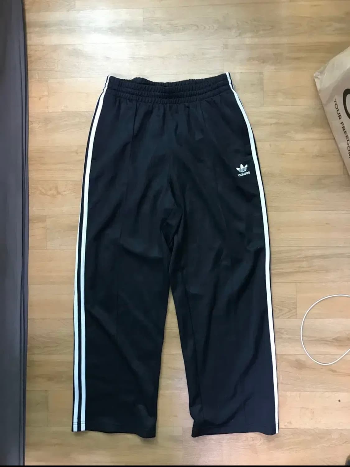 아디다스 배기핏 트랙팬츠 (m) 상품이미지1