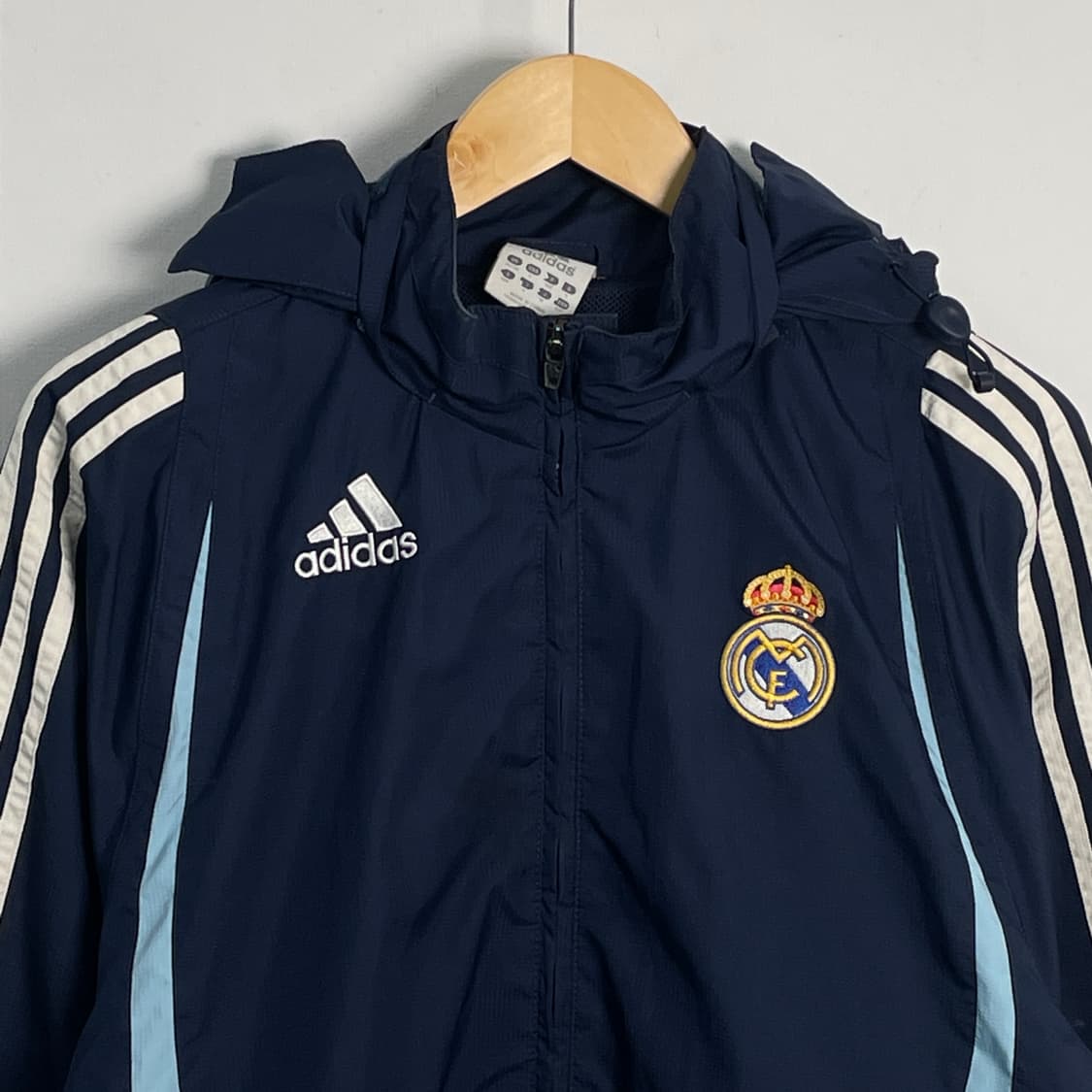 3 아디다스 레알마드리드 바람막이 상품이미지3