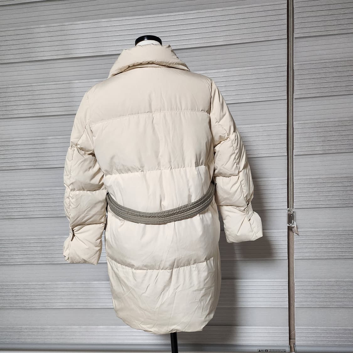 《새상품》구스 벨트 자켓형  패팅 상품이미지5