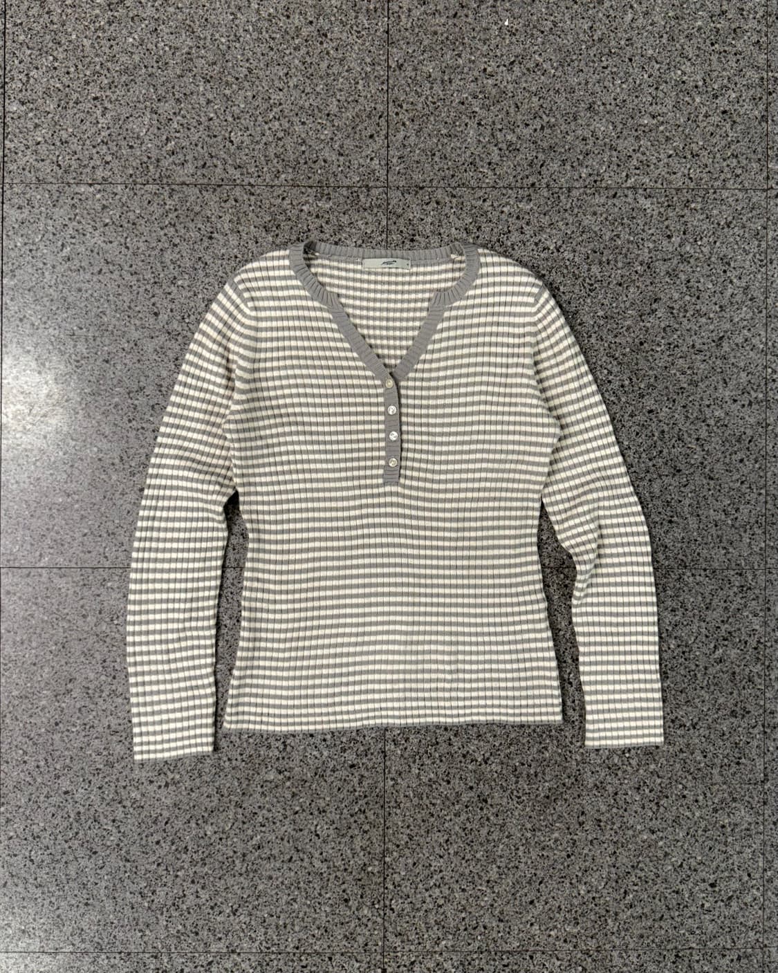vintage ribbed henley knit 상품이미지1