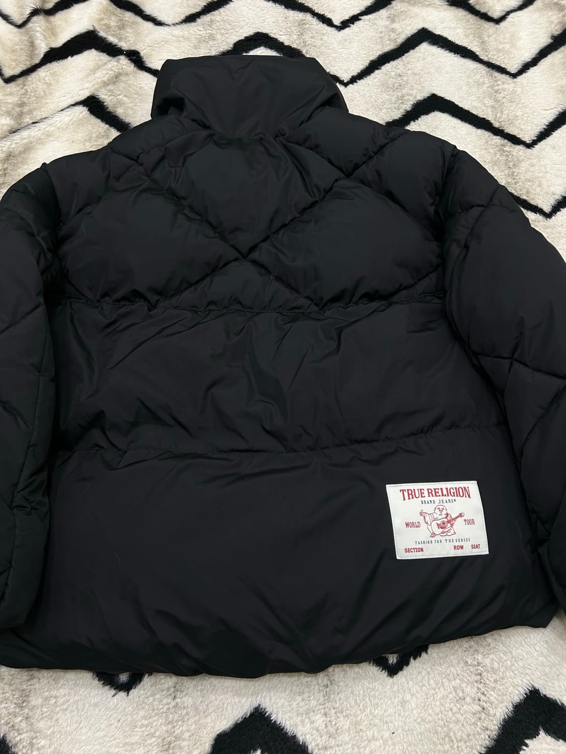 [L]트루릴리전 다이아몬드 퀄팅 빅카라 헤비패딩/블랙 상품이미지3