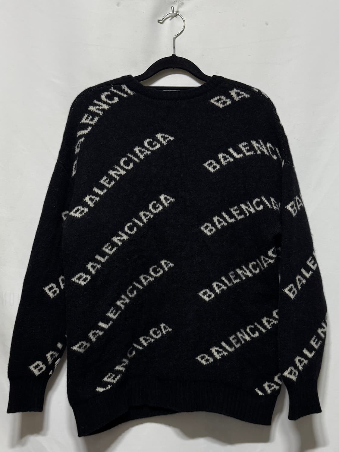 34 발렌시아가 멀티로고 여성 니트 상품이미지2