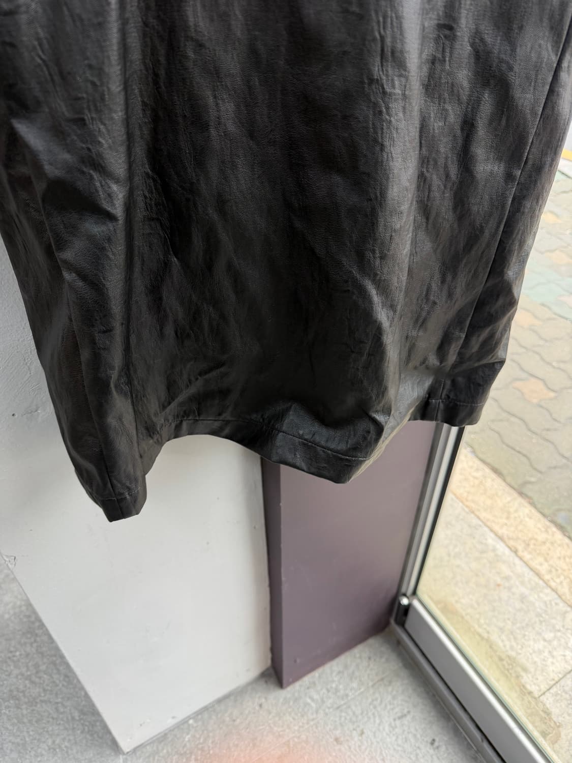 에토스 레더 하프 슬리브 탑 상품이미지6