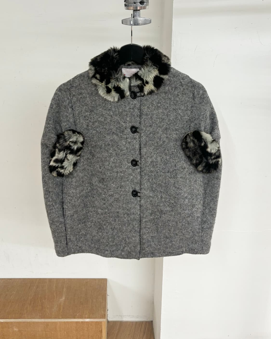 랑방 그레이 커스프 트리밍 울 코트 자켓 상품이미지1