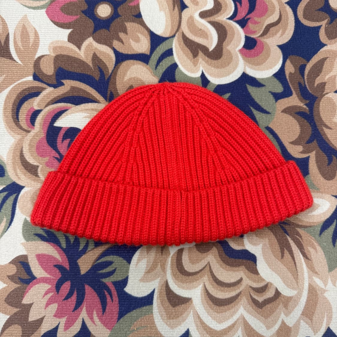 코스 COS 숏비니(주황색) 상품이미지2