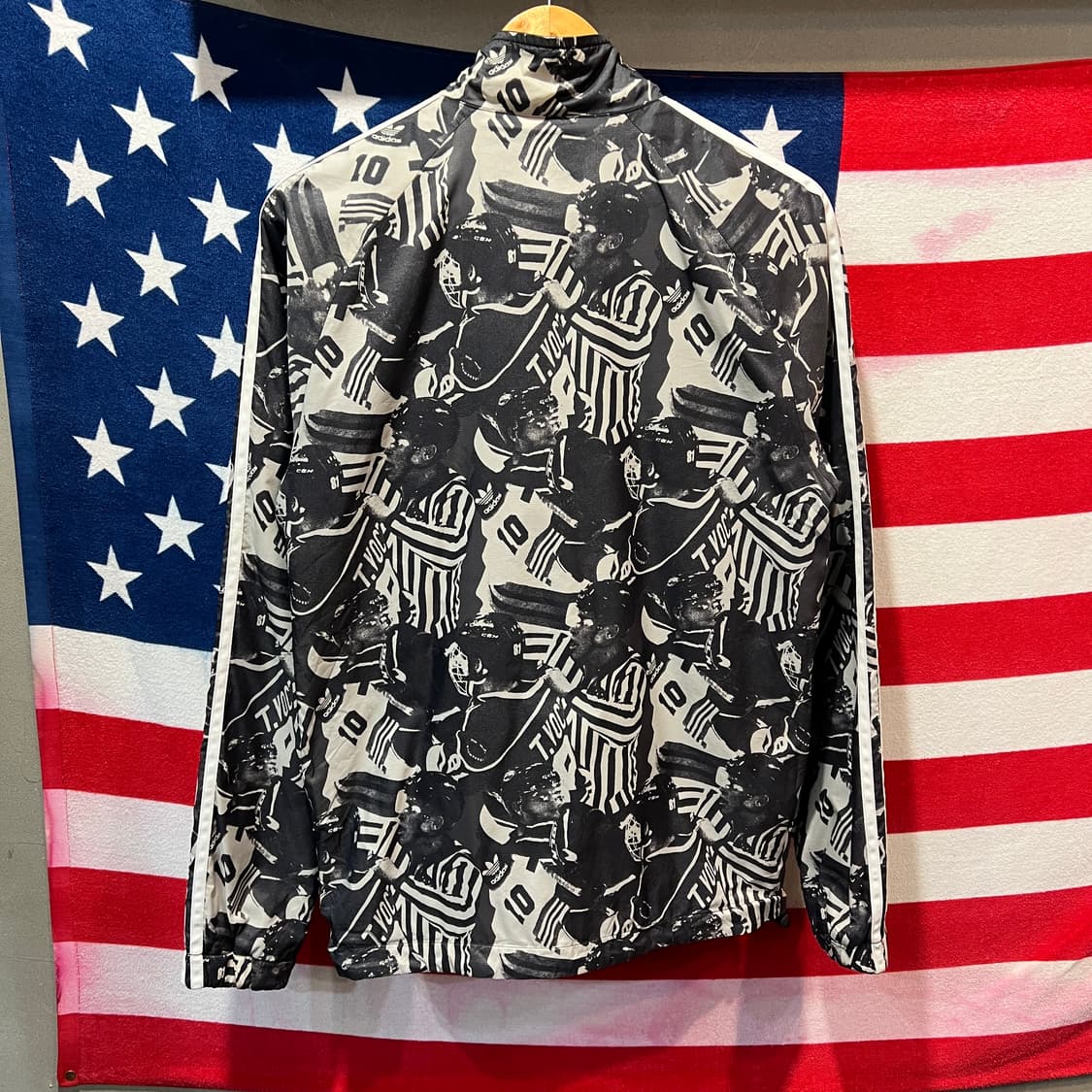 아디다스 리버시블 패턴 바람막이 상품이미지3