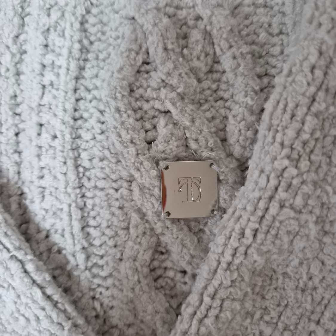 트리밍버드 투웨이 언발란스 오프숄더 니트 집업 상품이미지4