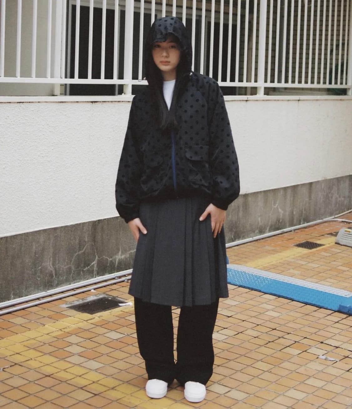 오헤시오 dot frill hooded windbreaker jumper 상품이미지3