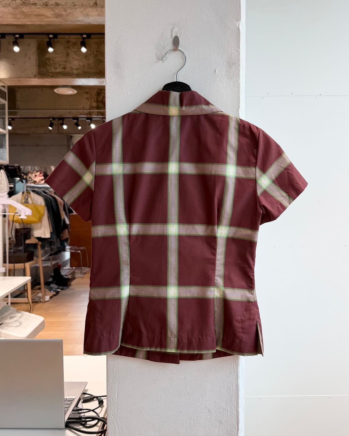 비비안 웨스트우드 레드라벨 하트 카라 체크 하프 셔츠 상품이미지6