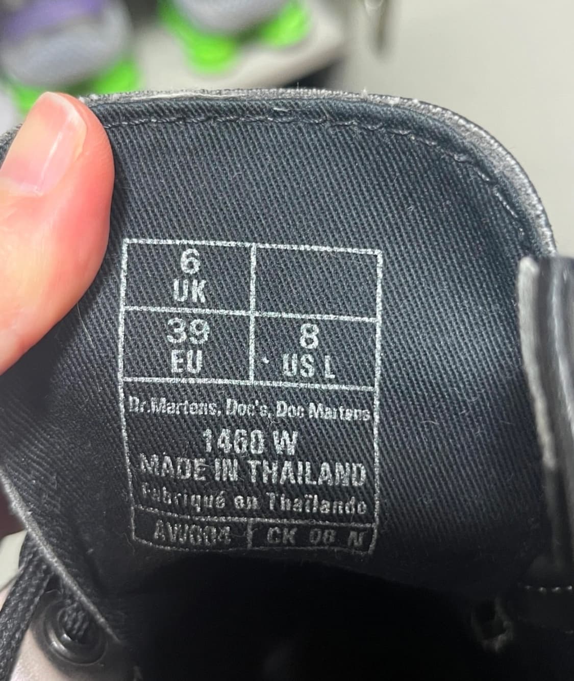 닥터마틴 실버 사이즈 245-250 (US 8) 상품이미지4