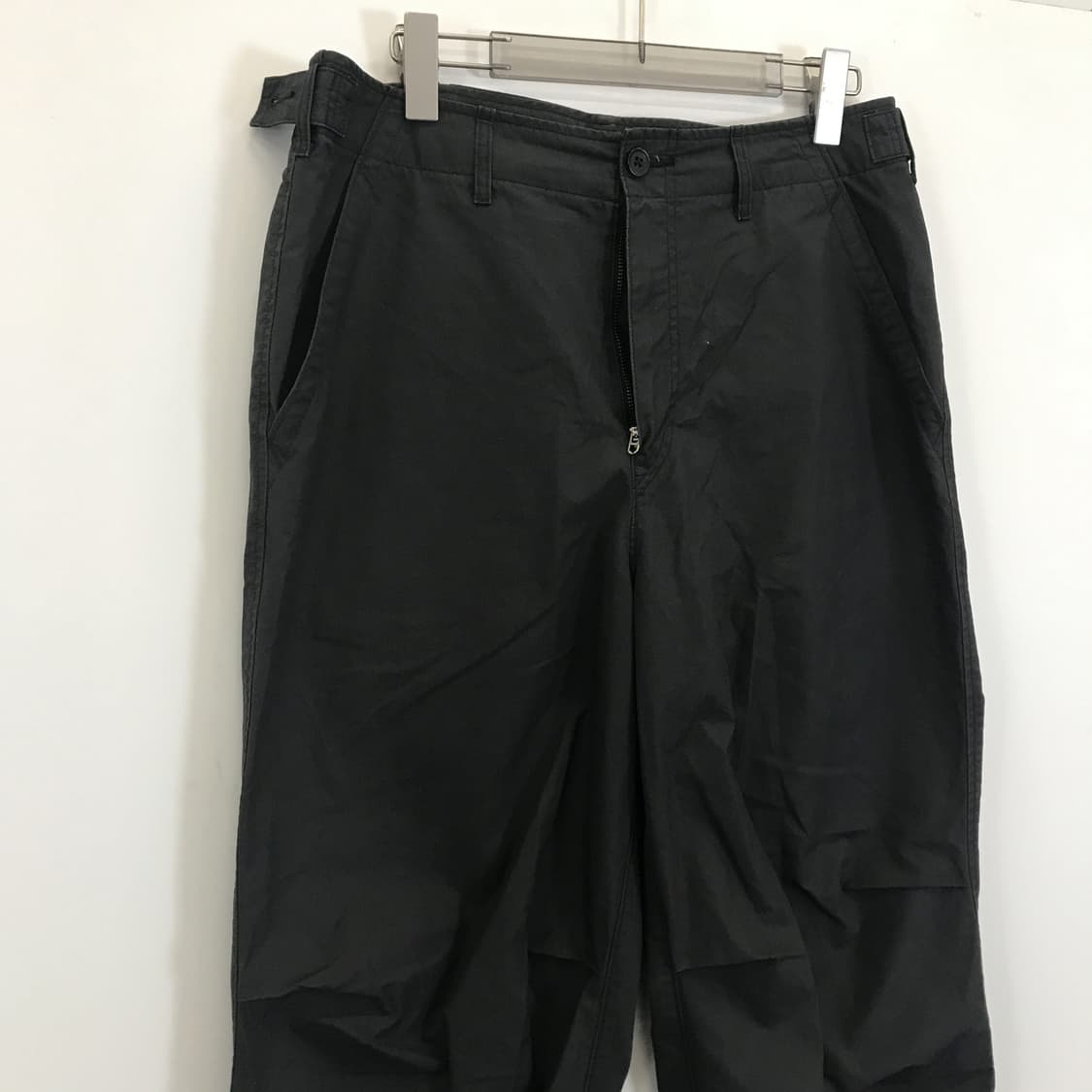 유니클로U 와이드핏 파라슈트팬츠 [82] 상품이미지2