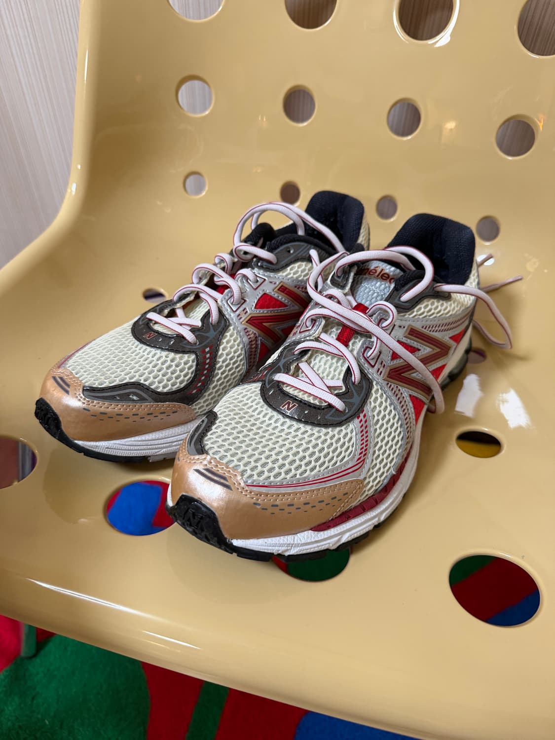 뉴발란스 x 에메 레온 도르 860v2 레드 상품이미지2