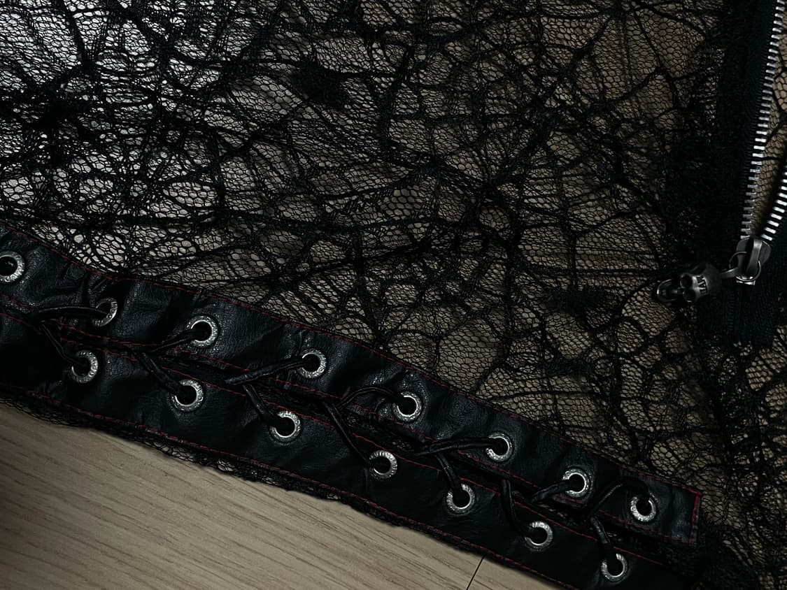 매드펑크 스파이더 블랙 레이스 탑 상품이미지4