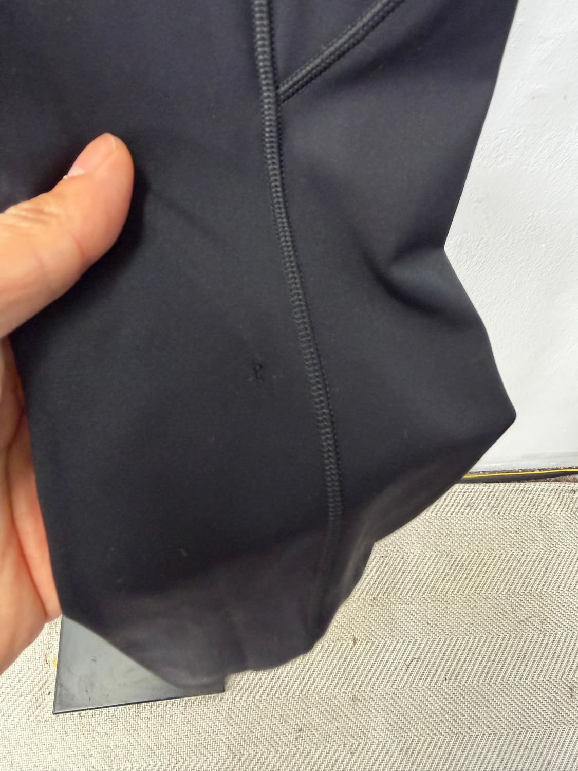 정품) 룰루레몬 여성 레깅스 XS 상품이미지4