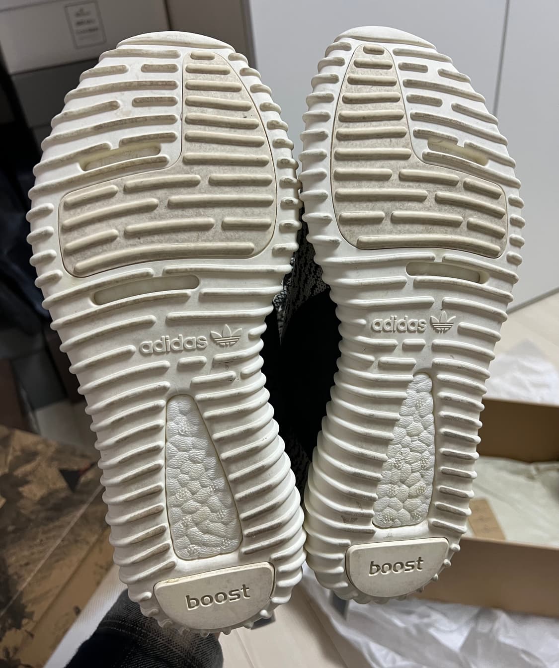 (255)이지부스트 350 터틀도브 상품이미지5