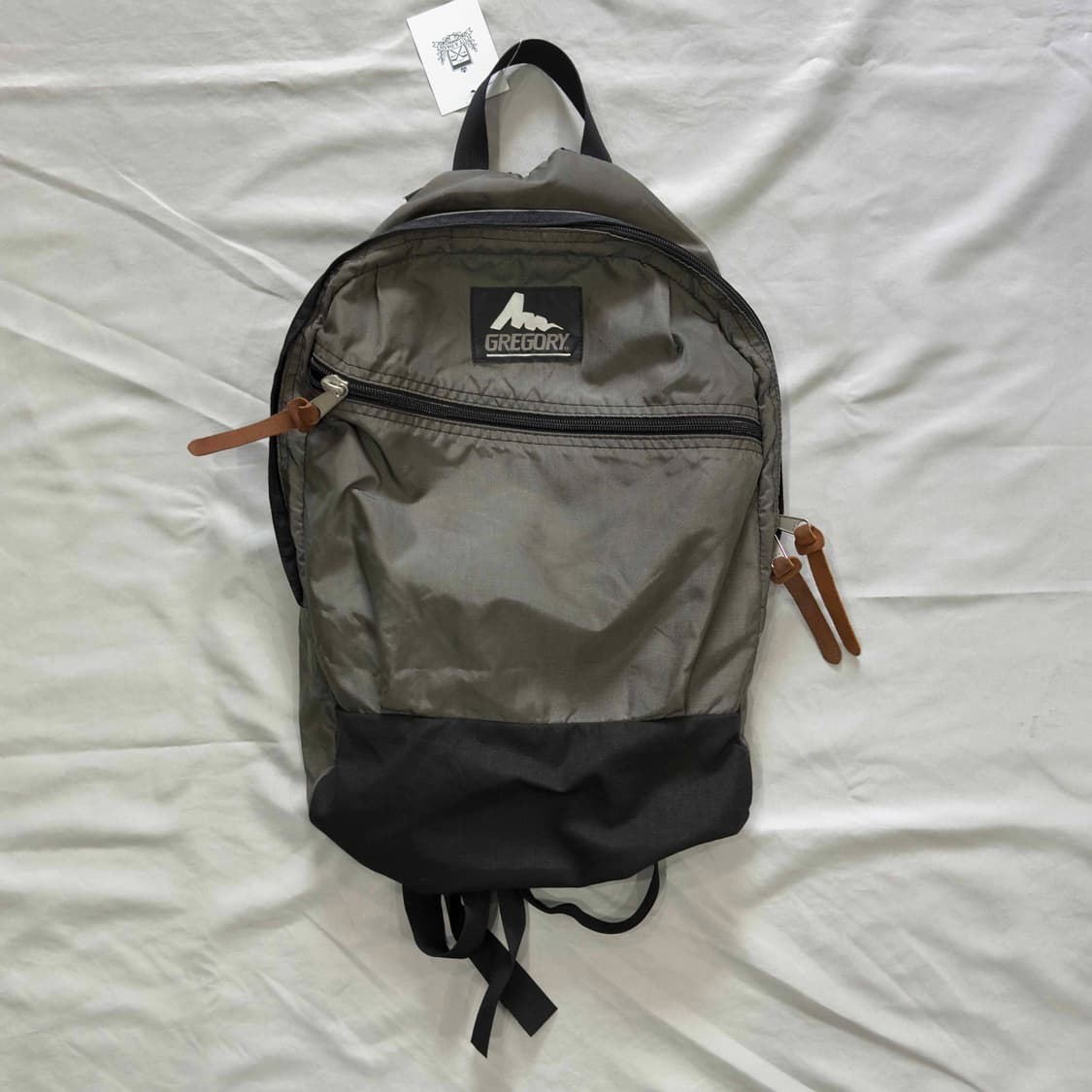 그레고리 구 로고 데이백 백팩 20L 상품이미지1