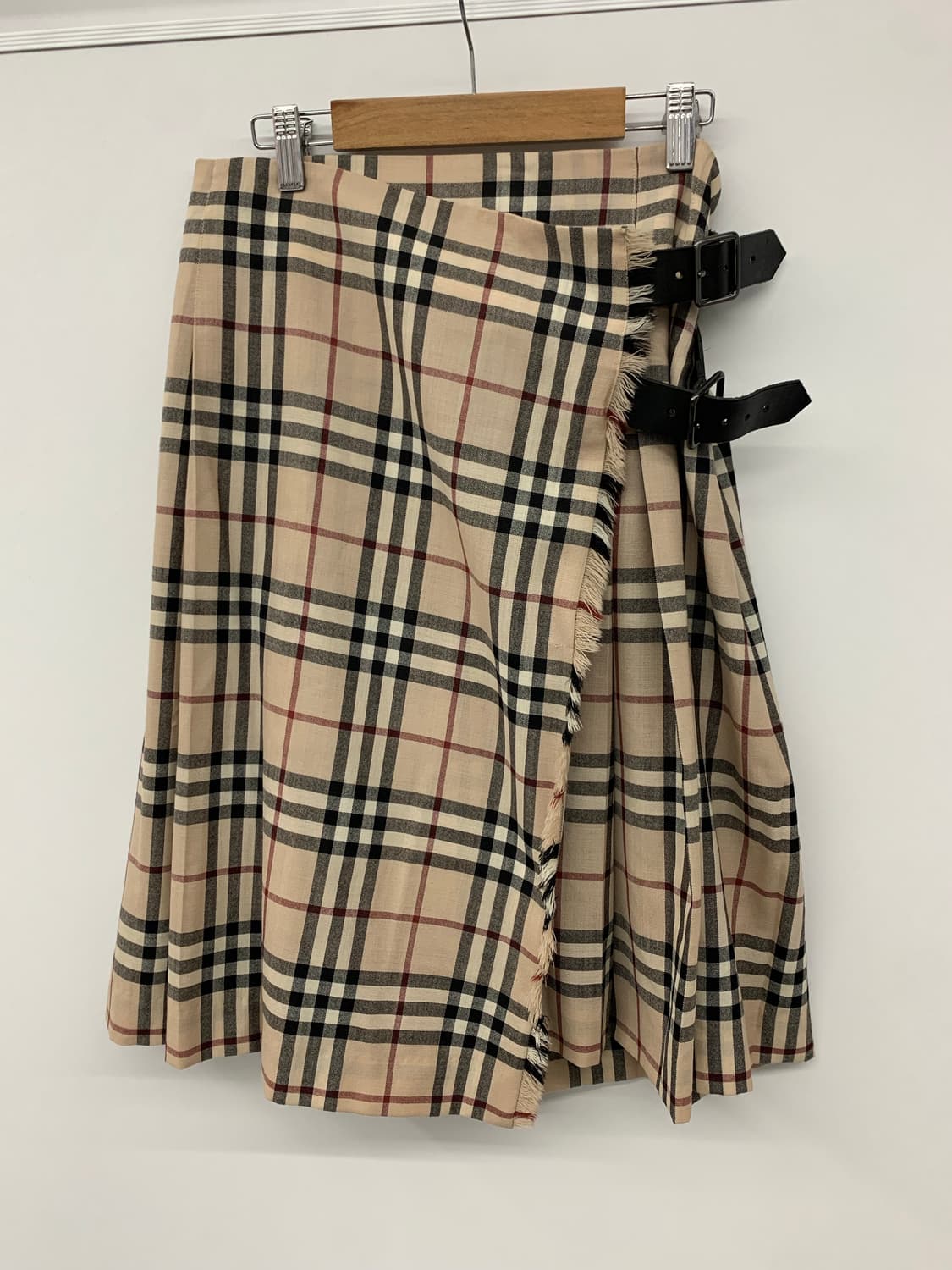 버버리 노바체크 랩스커트 상품이미지5