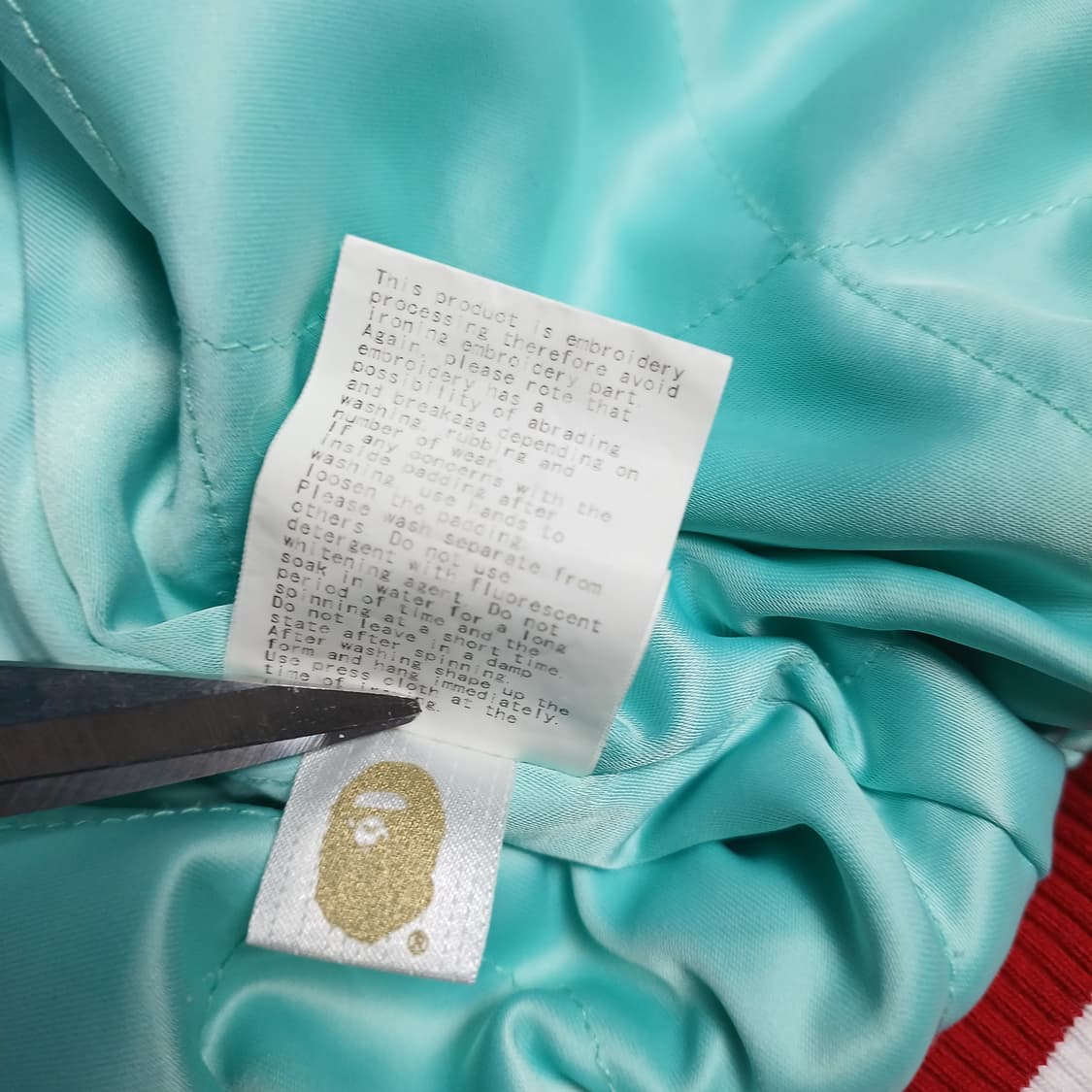 베이프 스팽글 바시티 봄버자켓 S 상품이미지8