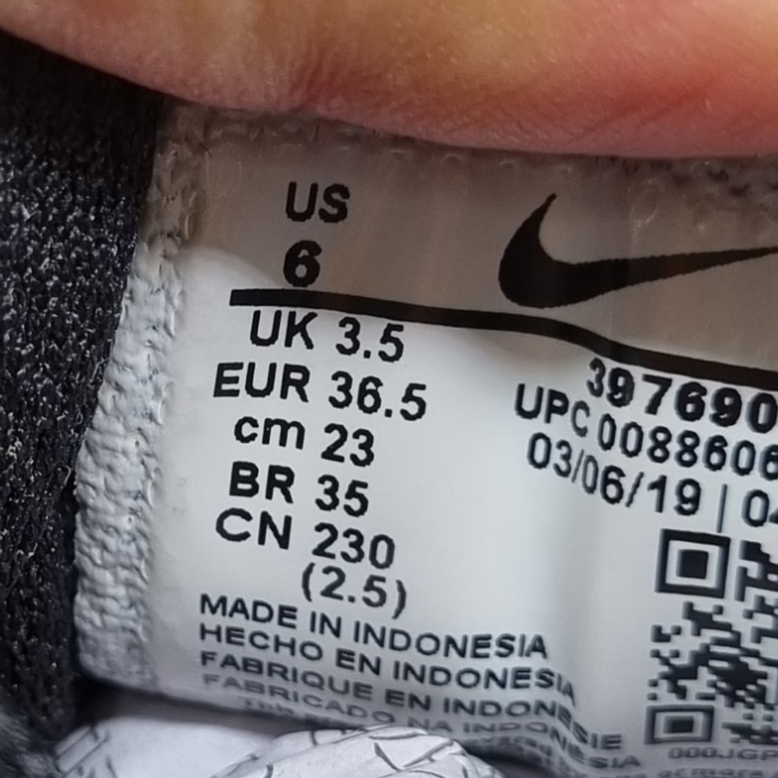 나이키 에어맥스 커맨드 여성운동화230  상품이미지6