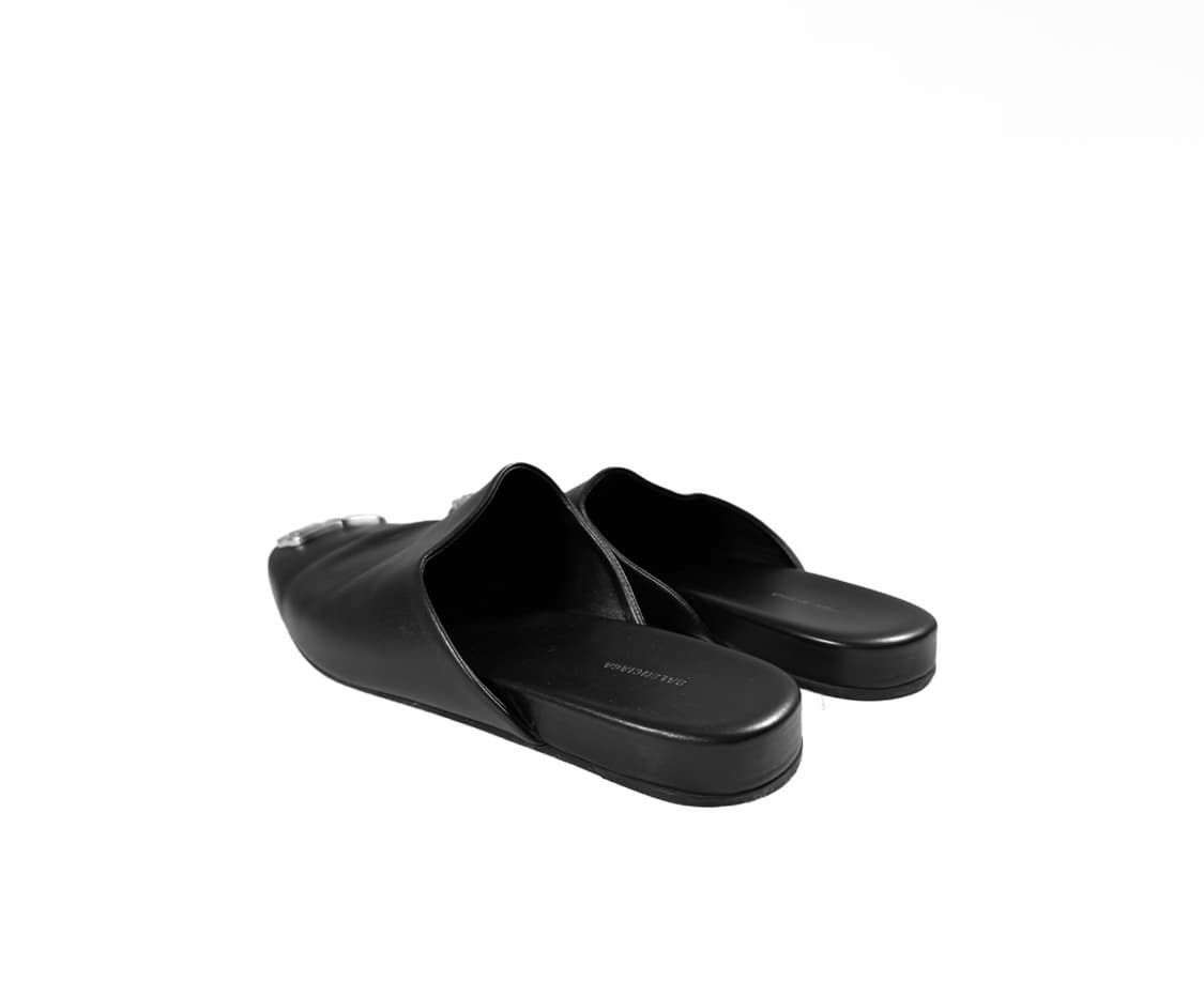 [41] 발렌시아가 남성 코지 BB 로고 레더 뮬 블로퍼 슬리퍼 블랙 상품이미지5