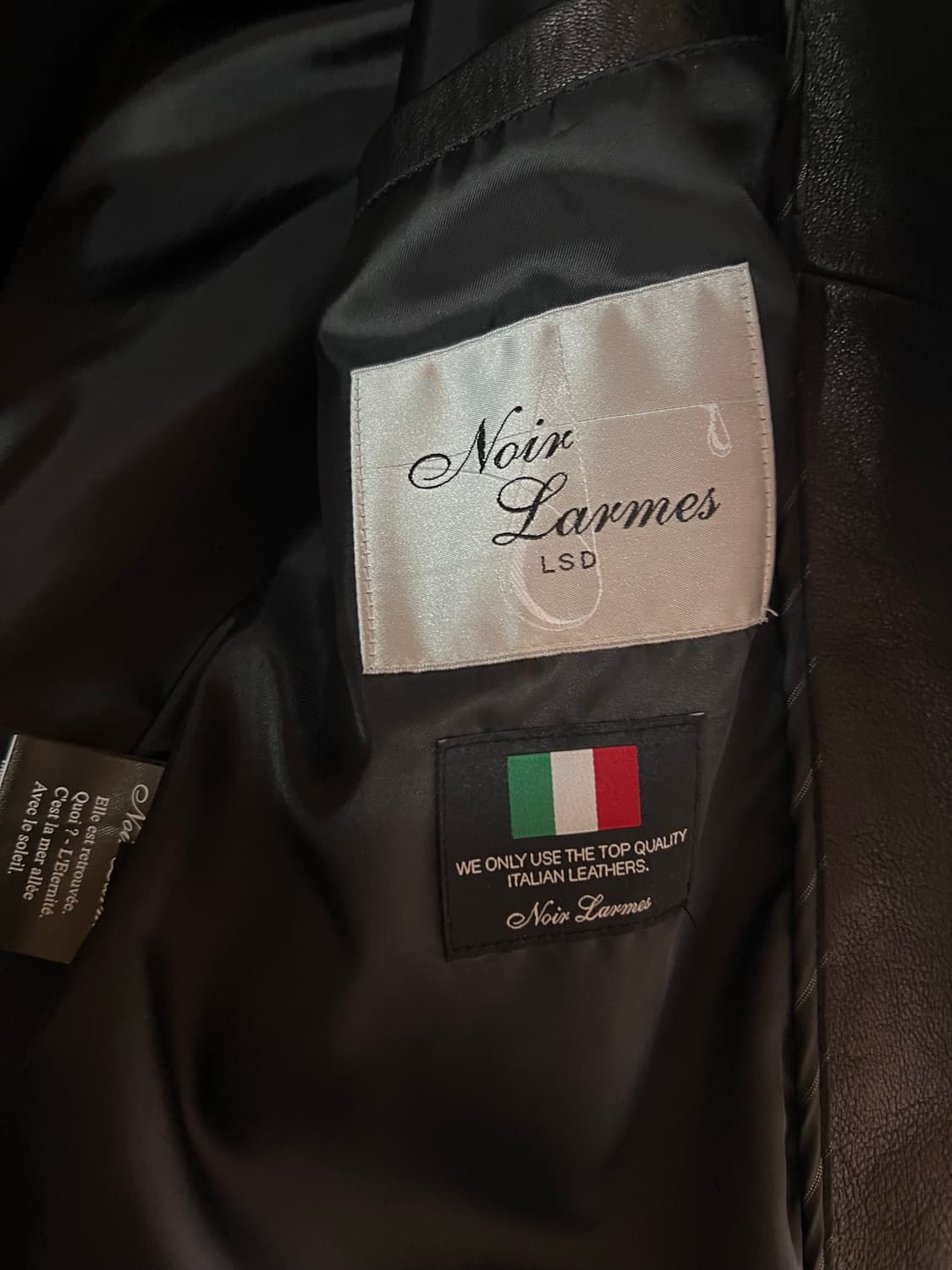 느와르 라르메스 가죽자켓 48사이즈 판매합니다 상품이미지5